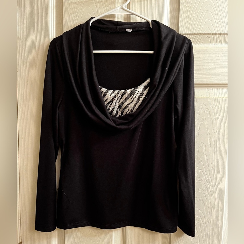 Elegant Black Women's Top~ with Exotic Sequin Detail~LG- XL
